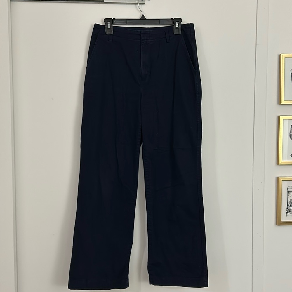 Gap loose khaki